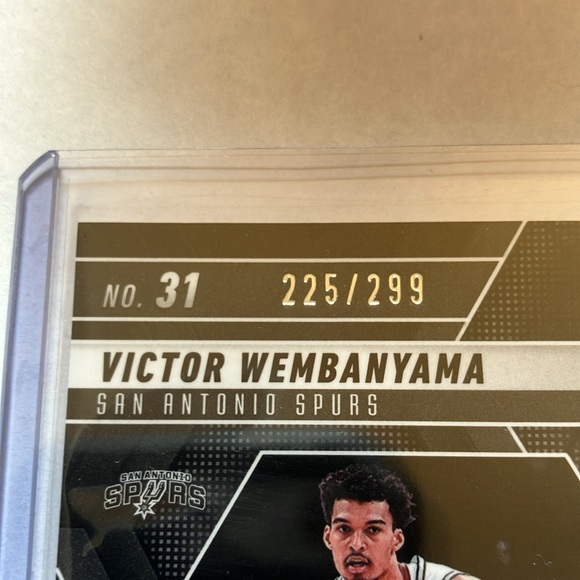 2024-25 Panini Mosaic Victor Wembanyama SA Spurs /299 Red Wave Card Mint - Picture 4 of 4